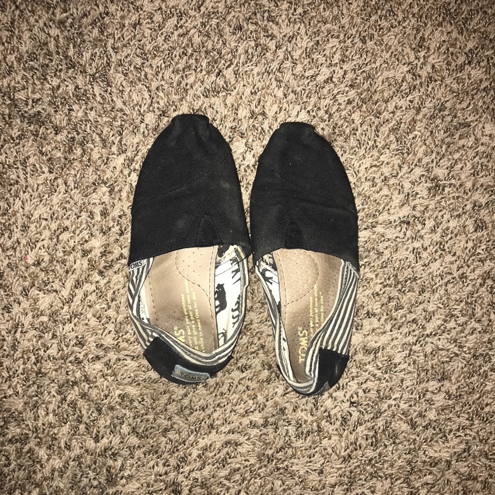 Toms.